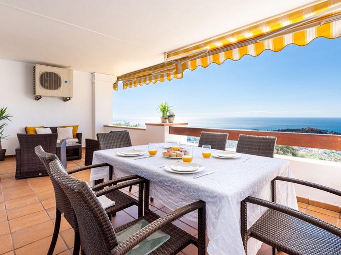 Dining 5, Apartment in Spain Near the Beach, Málaga