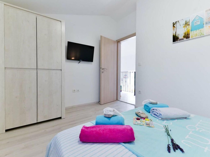Room 2, Villa Stella Comfortable Holiday Residence, Umag
