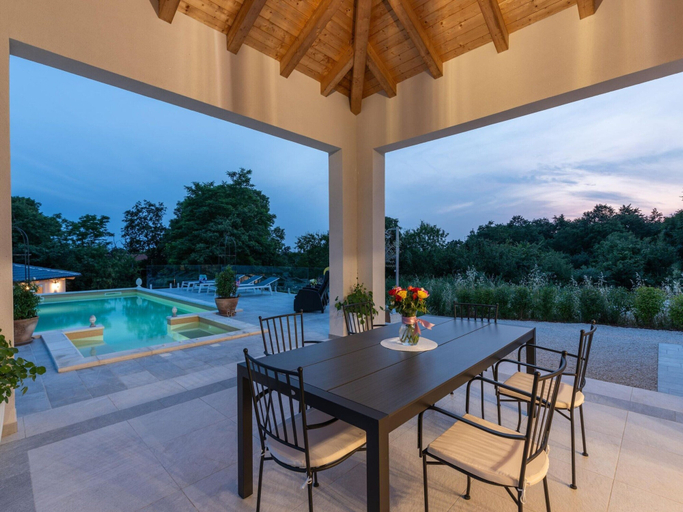 Others 5, Modern Villa With Swimming Pool and Fenced Garden, Žminj
