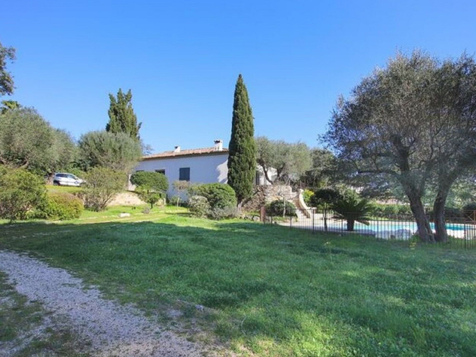 Exterior 4, Cheerful Holiday Home in Grimaud With Private Pool, Var