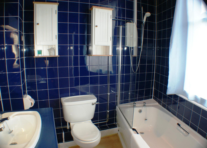 Bathroom 5, Bank House Hotel, Staffordshire