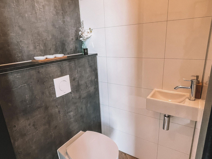 Bathroom 4, Waterfront Family Retreat, Wijdemeren