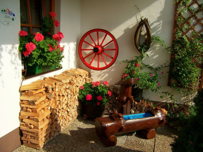 Property grounds 5, Kreuzwiesen Comfortable Holiday Residence, Oberallgäu