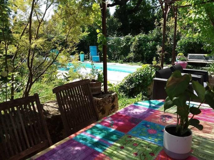 Others 2, Nice Villa in Morieres-les-avignon With Pool, Vaucluse