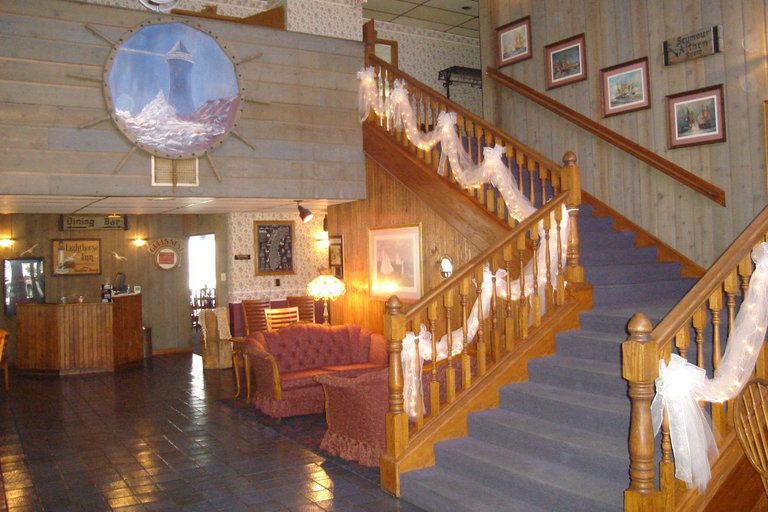 Public Area 2, Lighthouse Inn - Two Rivers, Manitowoc