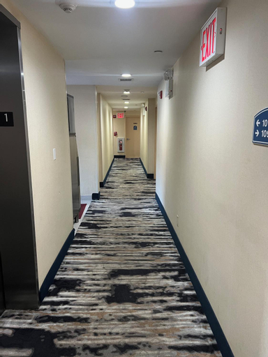 Others 4, Atlantic Motor Inn, New York