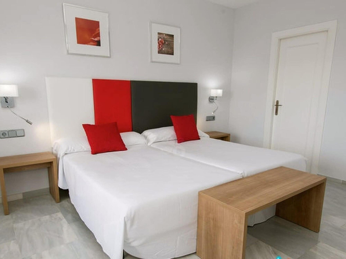 Room 4, Belvilla by OYO Apto 1dormitorio 4pax, Málaga