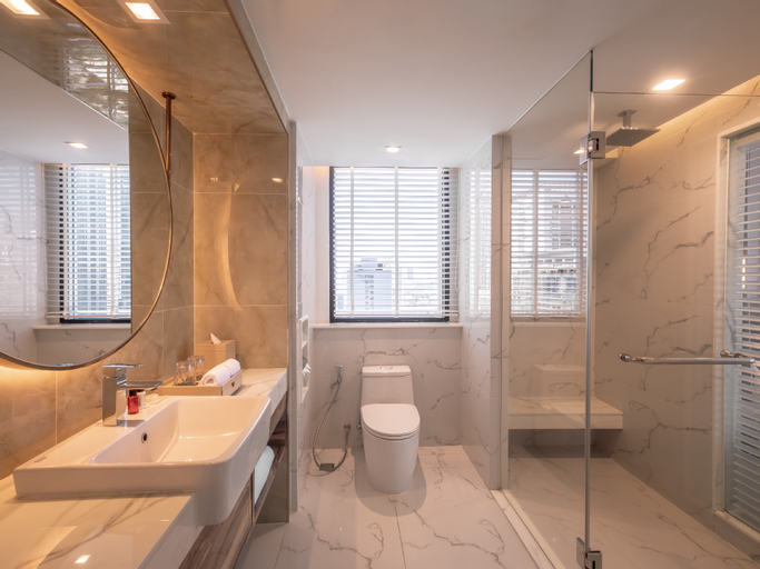 Bathroom 9