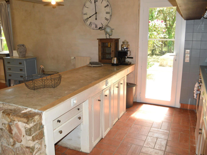 Private kitchen 4, Holiday Home in Lorgues With Private Pool, Var