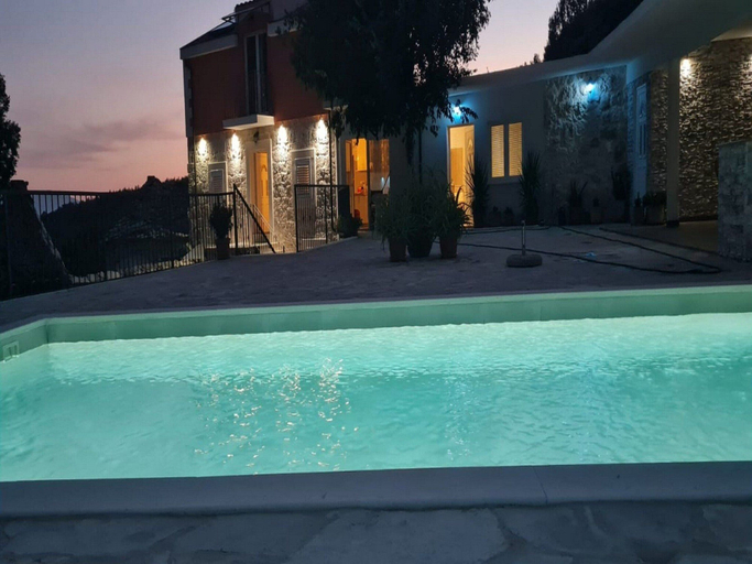 Pool 5, Holiday Home Mico With Swimming Pool, Gradac