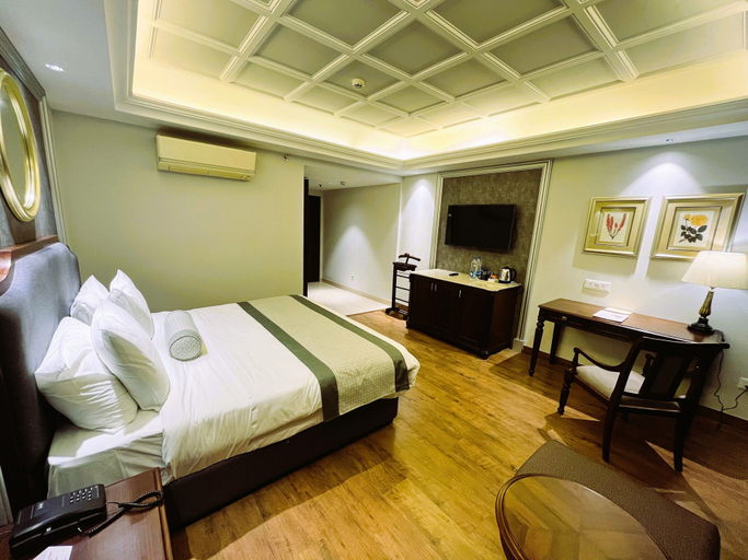 Bedroom 2, WelcomHeritage Kasmanda Palace, Dehradun