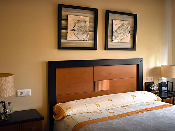 Room 4, Belvilla by OYO Apartment in Torremolinos, Málaga
