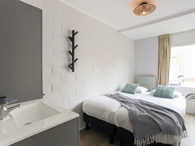 Others 4, Modern Stay Near the Beach, Veere