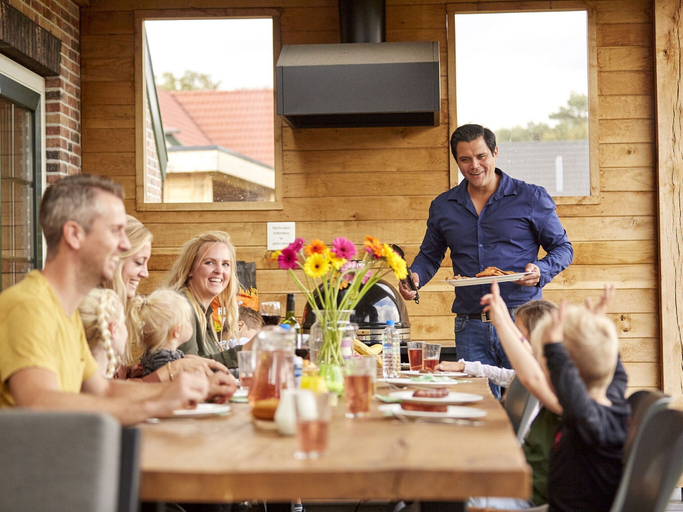 Others 5, Beautiful Holiday Home With Luxury Bbq, in Limburg, Roggel en Neer