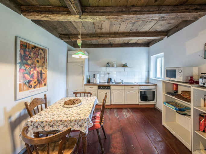 Private kitchen, Pleasant Apartment in Unsleben, Rhön-Grabfeld