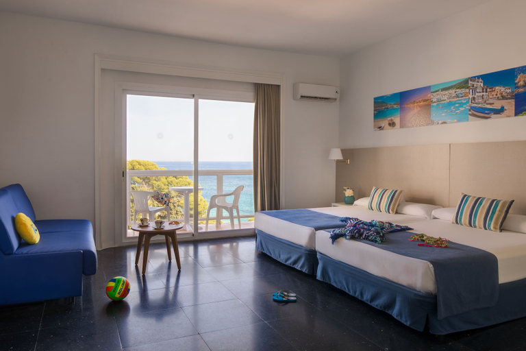 Bedroom 3, htop Caleta Palace, Girona