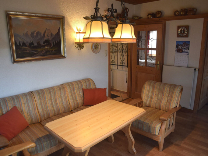 Dining 5, Comfort With Garden Charm, Ostallgäu