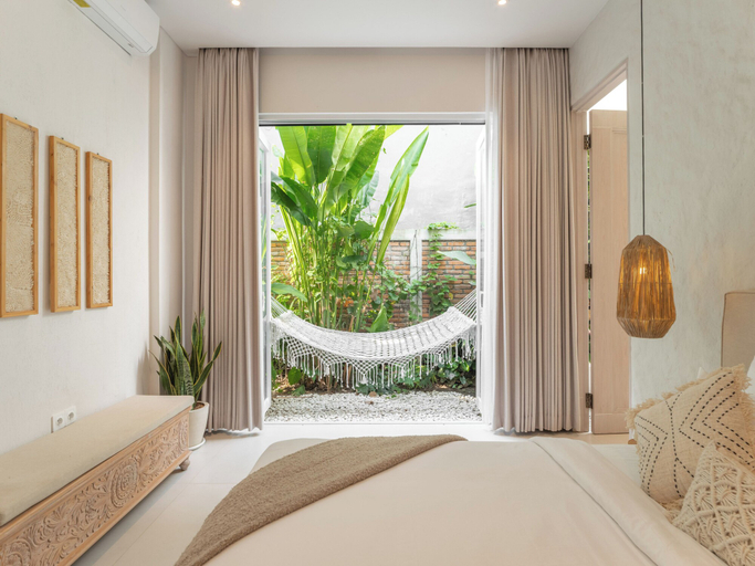 Others 1, Villa Belga, Badung