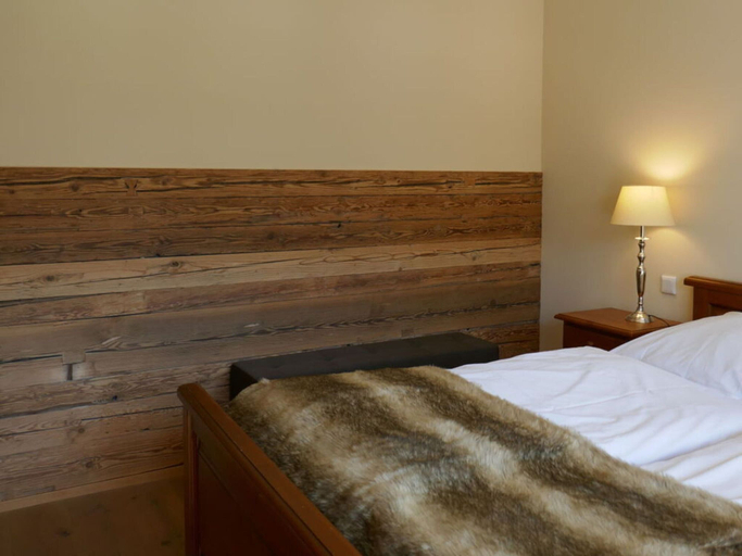 Room 5, Bodenschneid Suites \"wallbergblick\", Miesbach