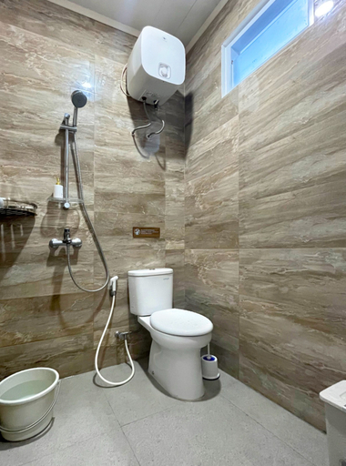 Bathroom 5, Habitat Bintaro, Tangerang Selatan