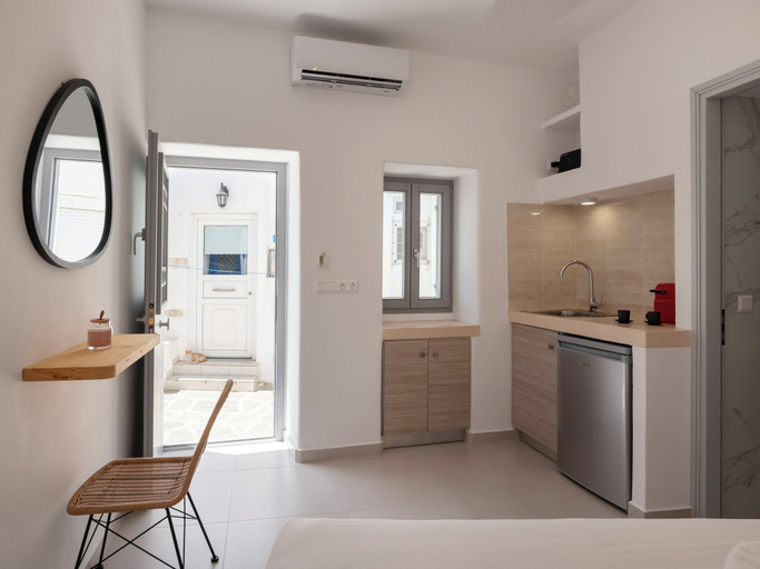 Others 5, M&M Paros Studio, South Aegean