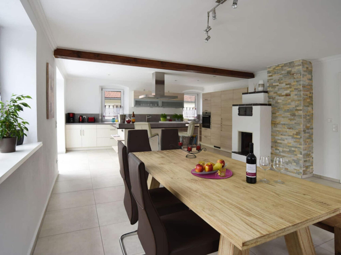 Private kitchen, Lovely Apartment in Himmelkron, Kulmbach