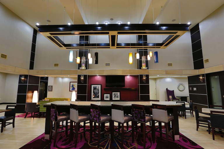 Food & Drinks 5, Hampton Inn & Suites Missouri City, TX, Fort Bend
