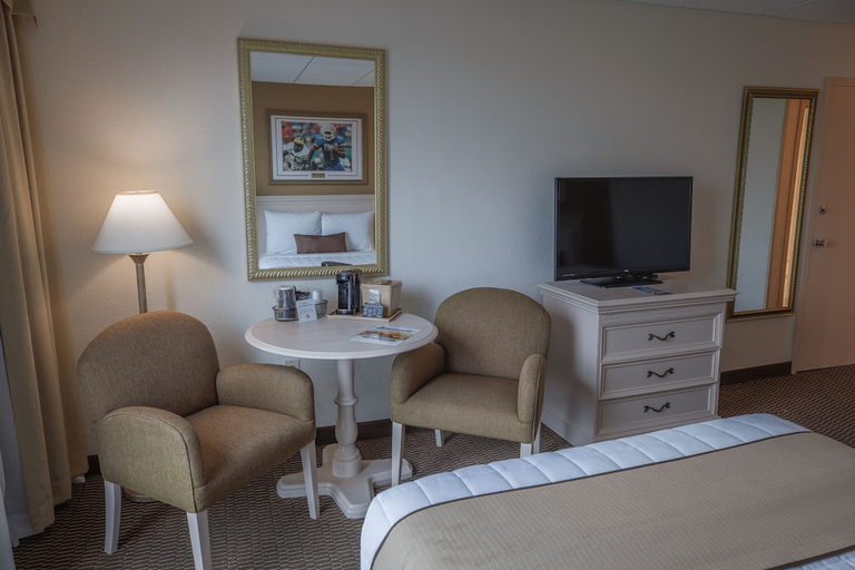Bedroom 2, Stadium Hotel, Miami-Dade