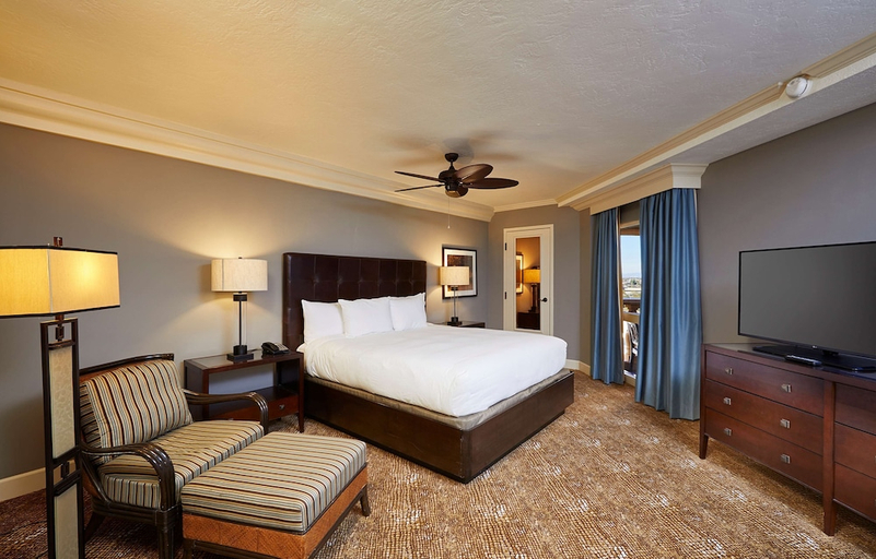 Bedroom 3, DoubleTree by Hilton Phoenix Mesa, Maricopa