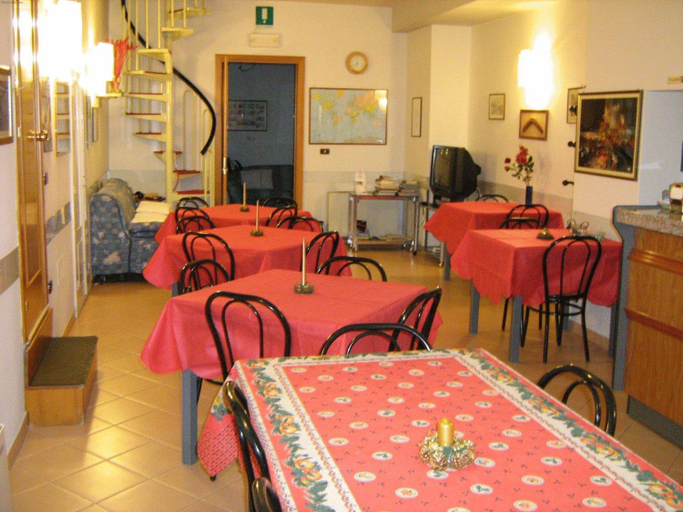 Food & Drinks 5, Castello, Brindisi