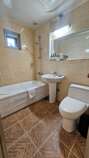 Bathroom 3, Namiltte Resort, Sacheon