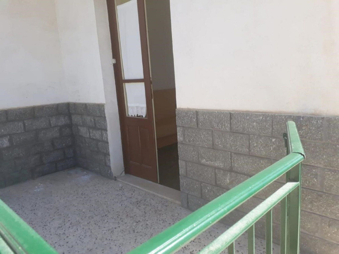 Others 2, Cozy Apartment in Torrenova, Messina