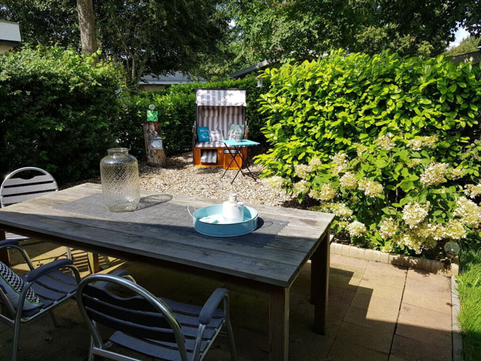 Others 2, Holiday Home Deichblick 58, Andijk