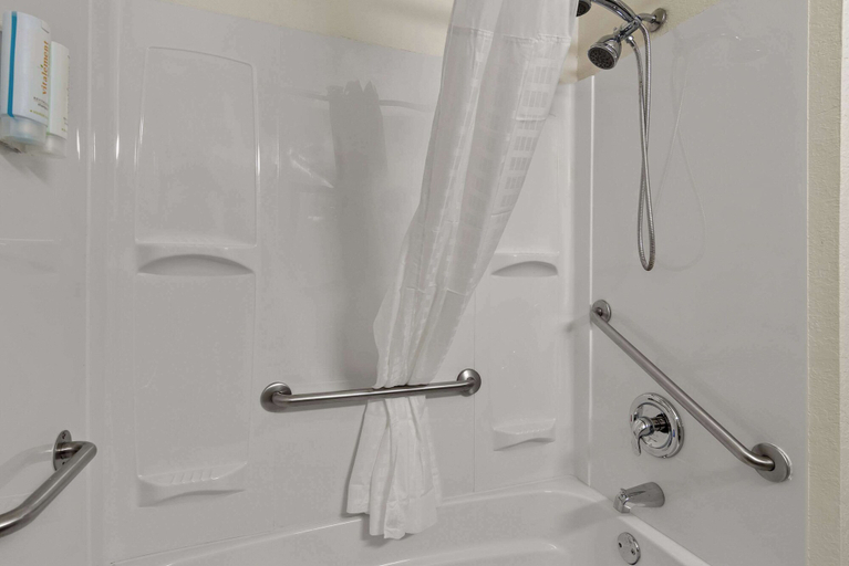 Bathroom 5, Clarion Pointe Bloomington – Normal near I-55 and University, McLean