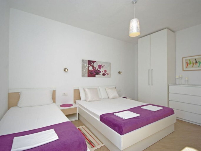 Others 3, Apartment Beach House Dalmatia L3, Gradac