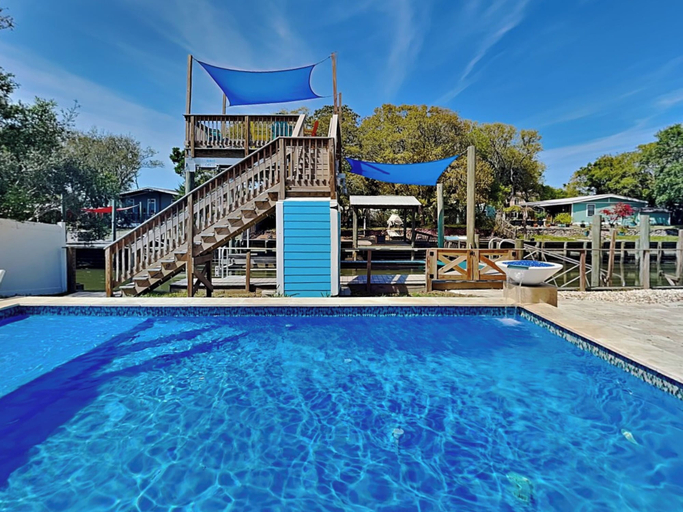 Sport & Beauty 1, Blue Heron Nest, Saint Johns