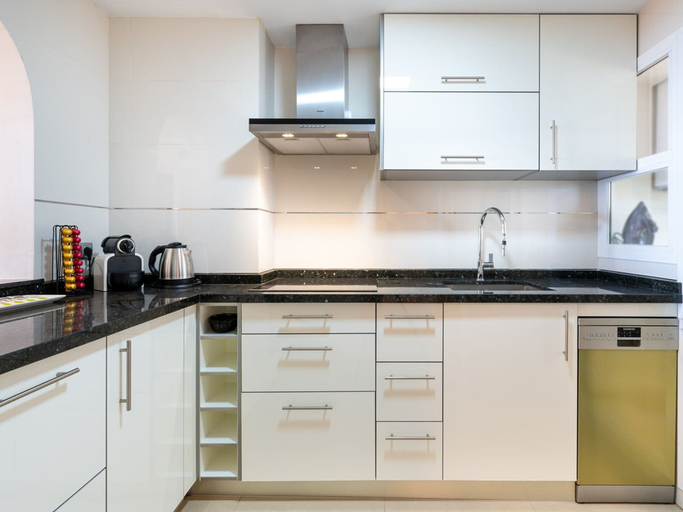 Private kitchen 4, Apartment in Spain Near the Beach, Málaga