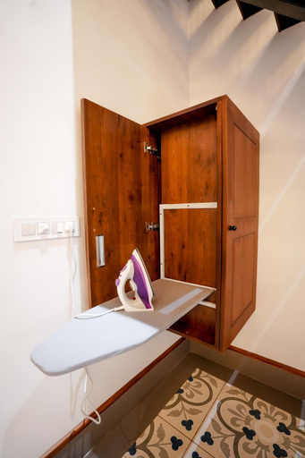 Bedroom 2, the grand farm house by era nature, Malappuram