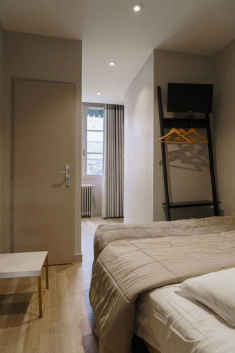 Bedroom 16