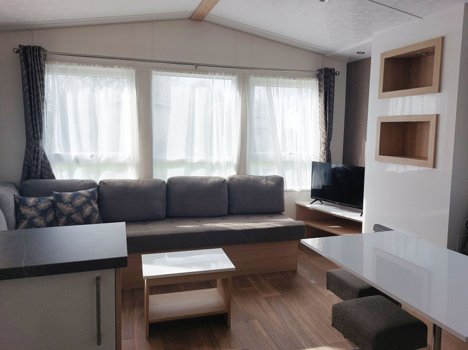 Living area 5, Cosy Holiday Home in Appelscha With a Great View, Ooststellingwerf