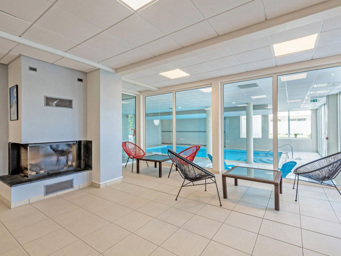 Pool 2, Flat by Pointe St-mathieu, Finistère