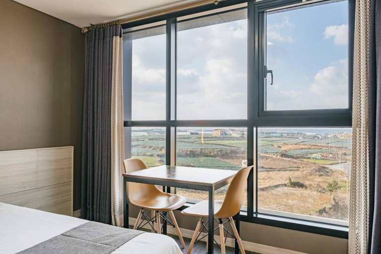 Bedroom 3, Sky Hotel, Jeju