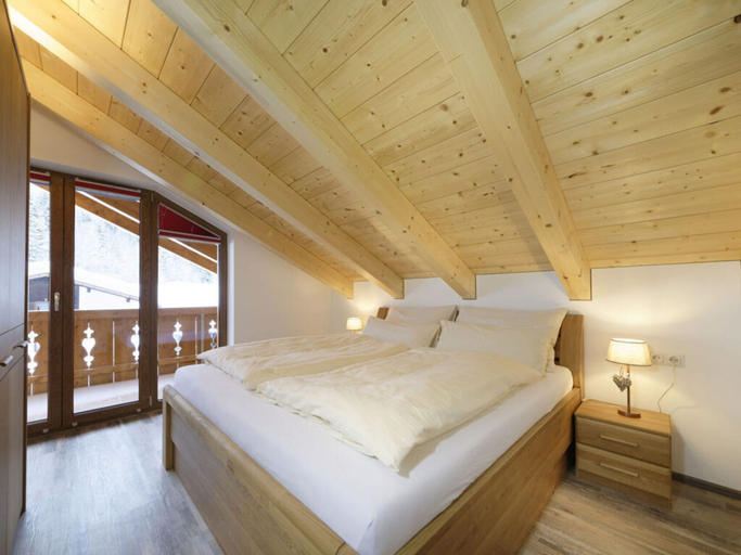 Bedroom 3, Partnachklamm Comfortable Holiday Residence, Garmisch-Partenkirchen