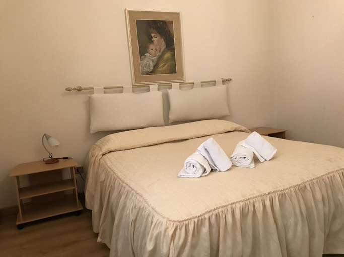 Bedroom 3, Villa in Torri del Benaco by Lake Garda, Verona