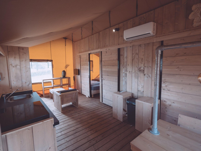 Others 2, Flevoland Glamping Escape, Noordoostpolder