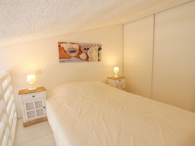 Room 3, Comfortable Holiday Home Near the Beach, Var