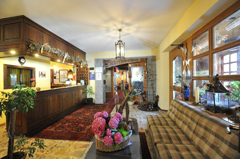 Public Area, Etoile de Neige, Aosta