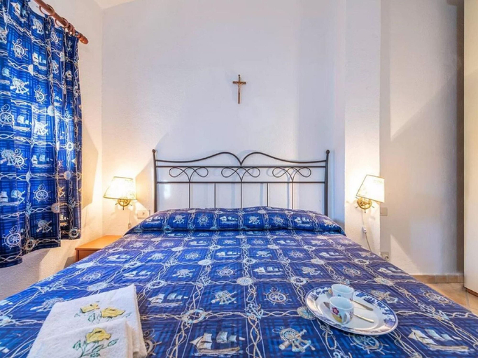 Room 3, Small House a Stone's Throw From the sea, Nuoro