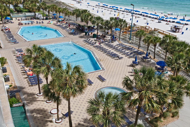 The Summit by Panhandle Getaways, Bay