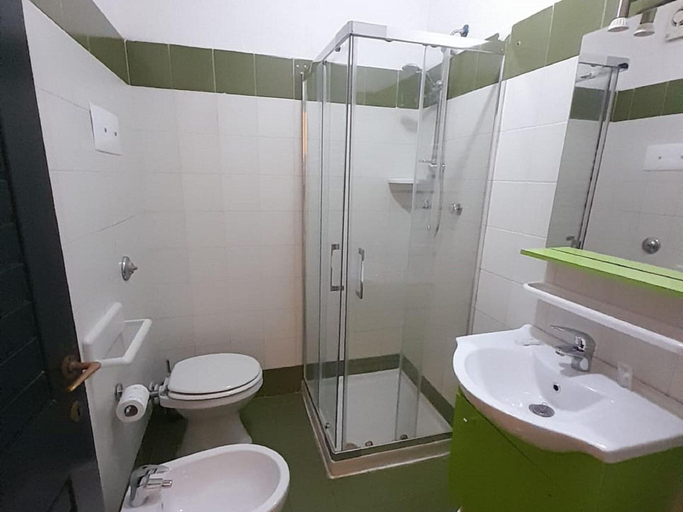 Bathroom 3, Belvilla by OYO Apartment in Golfo Aranci, Olbia-Tempio